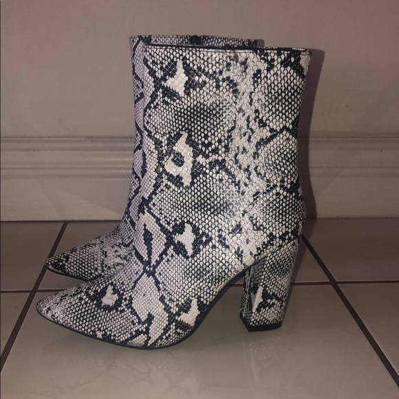 Shoes - Snakeskin boots